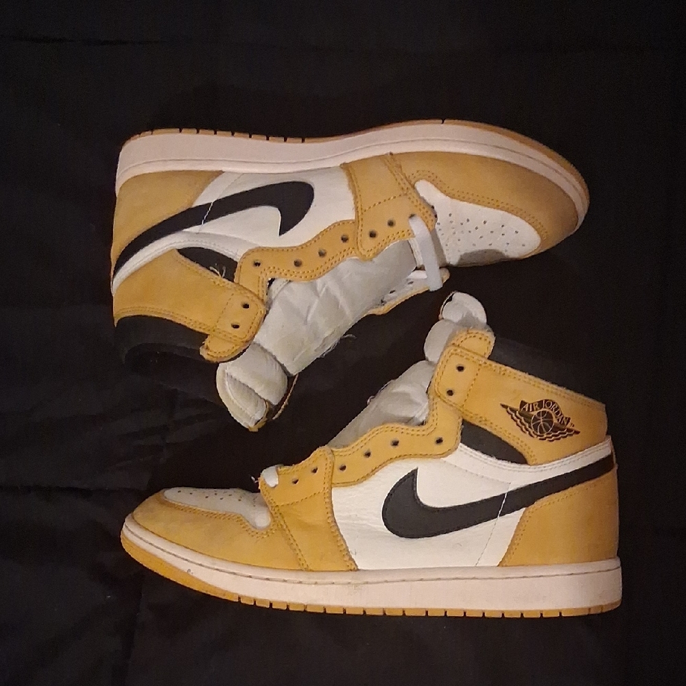 Nike Yellow and White High-Top Sneakers